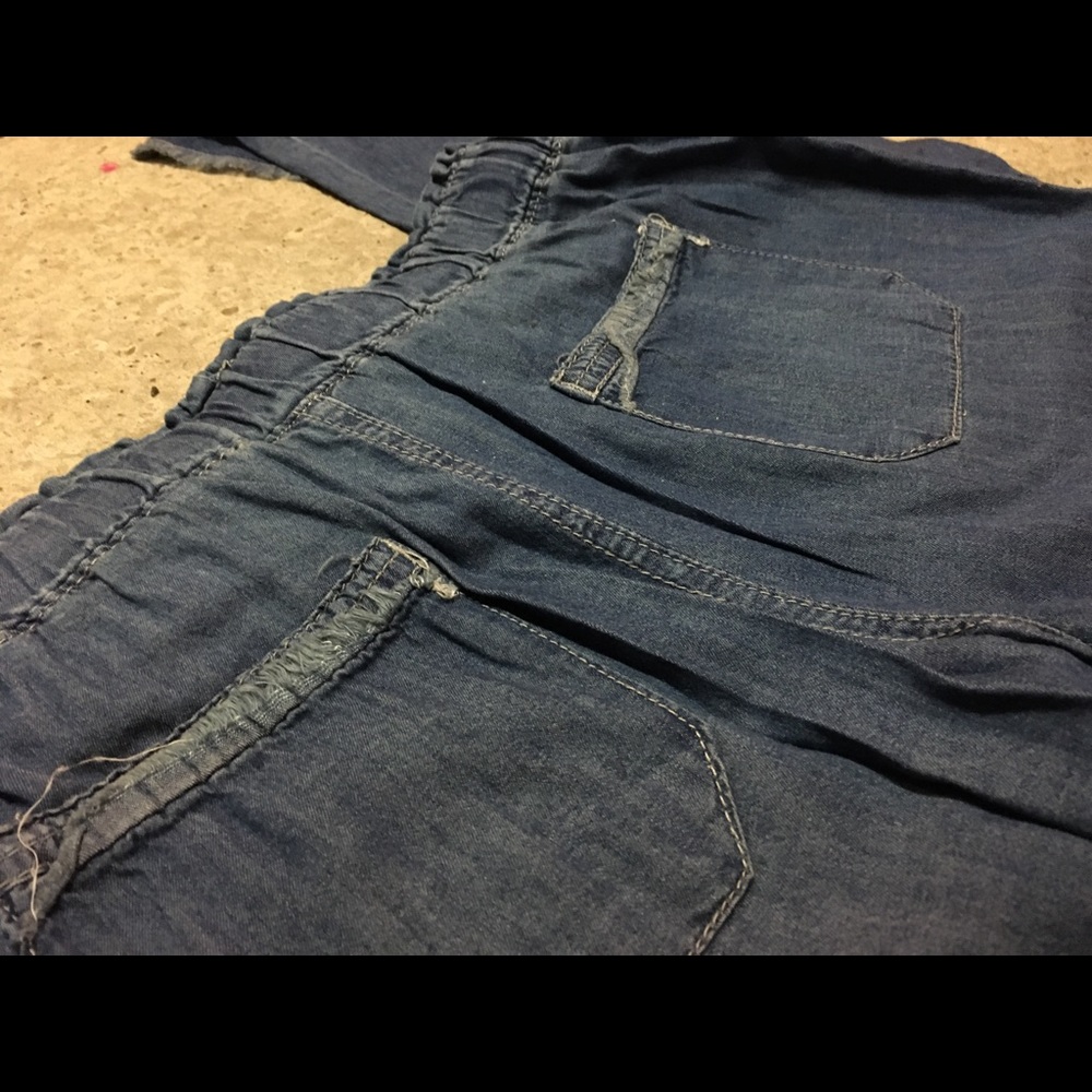 Pants - Picture 4 of 10